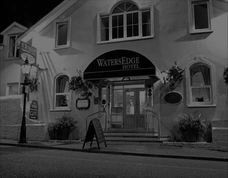 Watersedge Hotel
